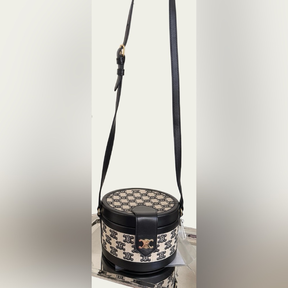 Celine Triomphe Tambour